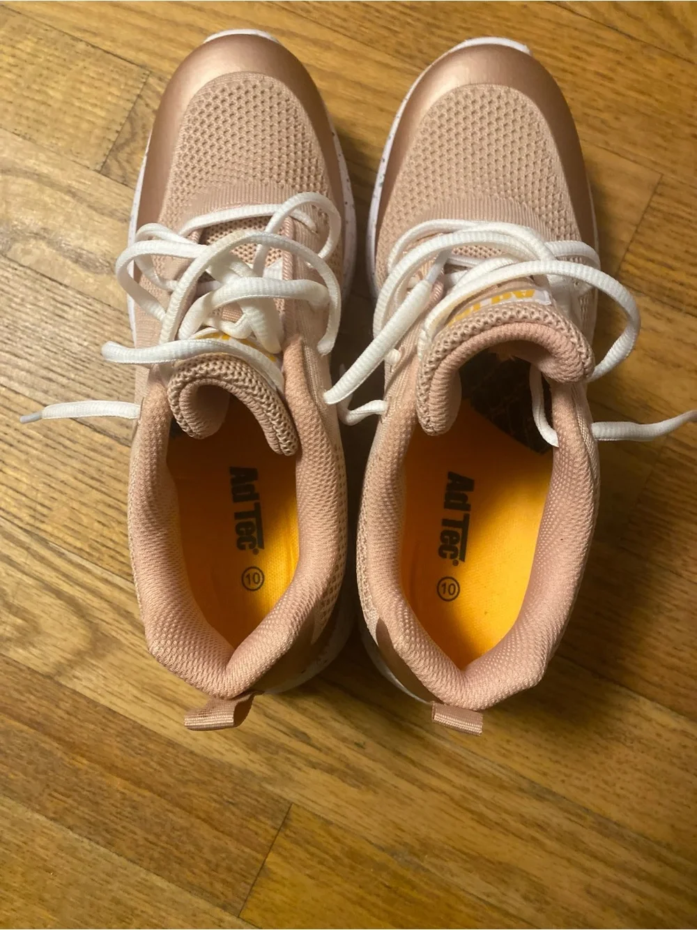 AdTec comfortable women